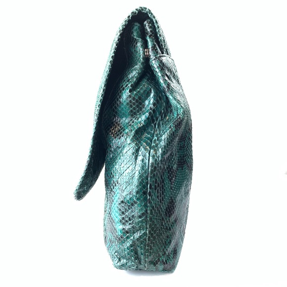 Rare Prada oversized clutch purse in genuine green python snakeskin leather nwot - Picture 4 of 16